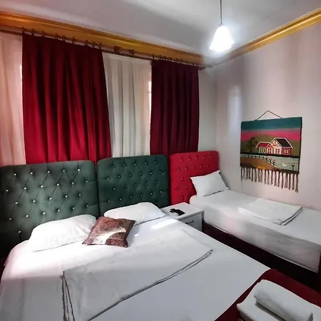 Old Family Hotell 2*