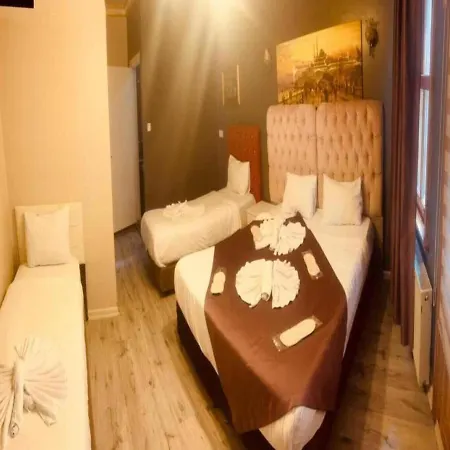 Hotell Old Family