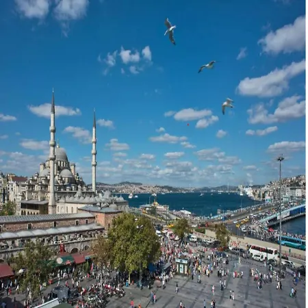 Отель Old Family 2*