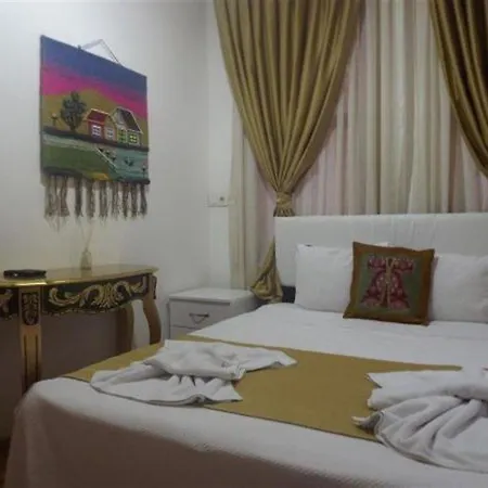 Old Family Isztambul