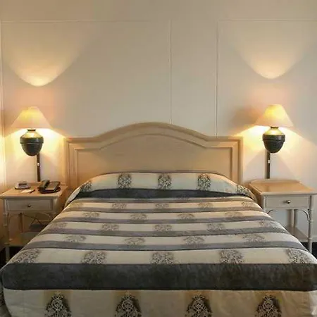 Hotell Old Family 2*