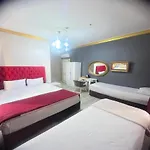 Hotel Old Family