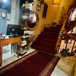 Old Family Hotel 2*