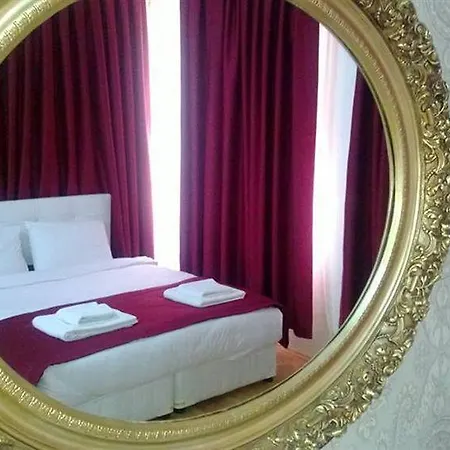 Hotel Old Family