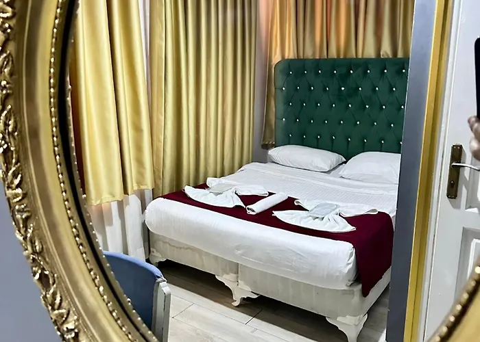 Old Family Istanboel