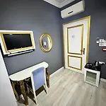 Hotel Old Family