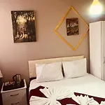 Hotel Old Family 2*